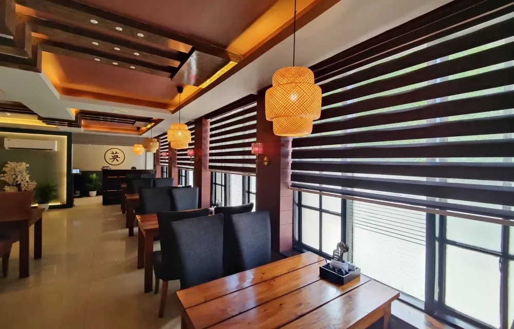 Paradise Hotel How to Balance Budget, Comfort, and Convenience When Booking a Hotel in Srinagar Image